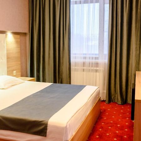 Sun Rise Inn Karaganda Exterior photo