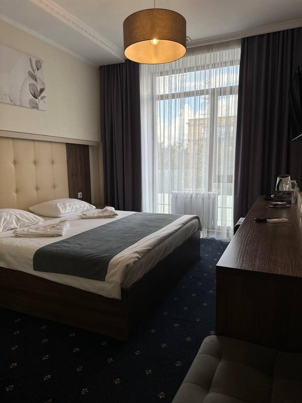 Sun Rise Inn Karaganda Exterior photo